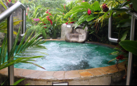 paradise hotsprings hot jacuzzi 
 - Costa Rica