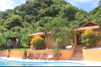 Ritmo Tropical Hotel Poolside Bungalows
 - Costa Rica